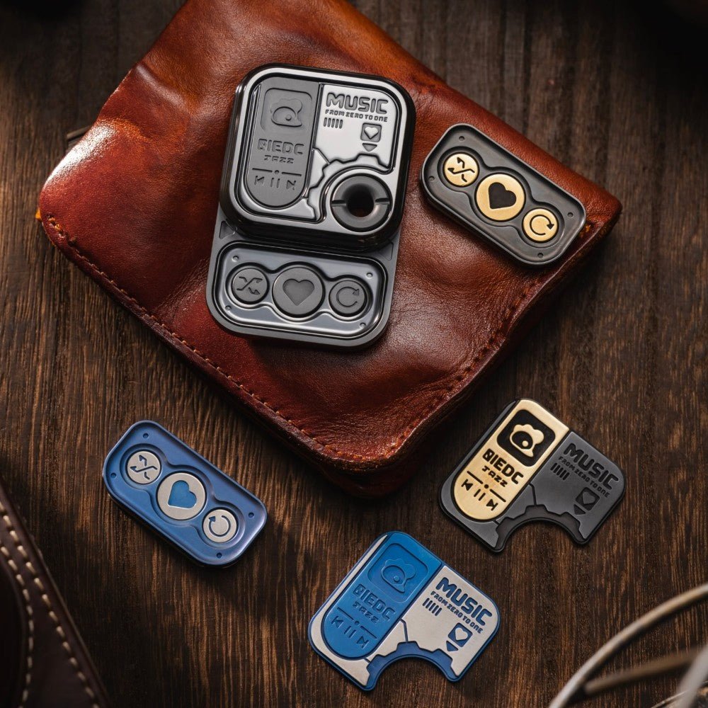 01EDC CD PLAYER CUBE - MetaEDC