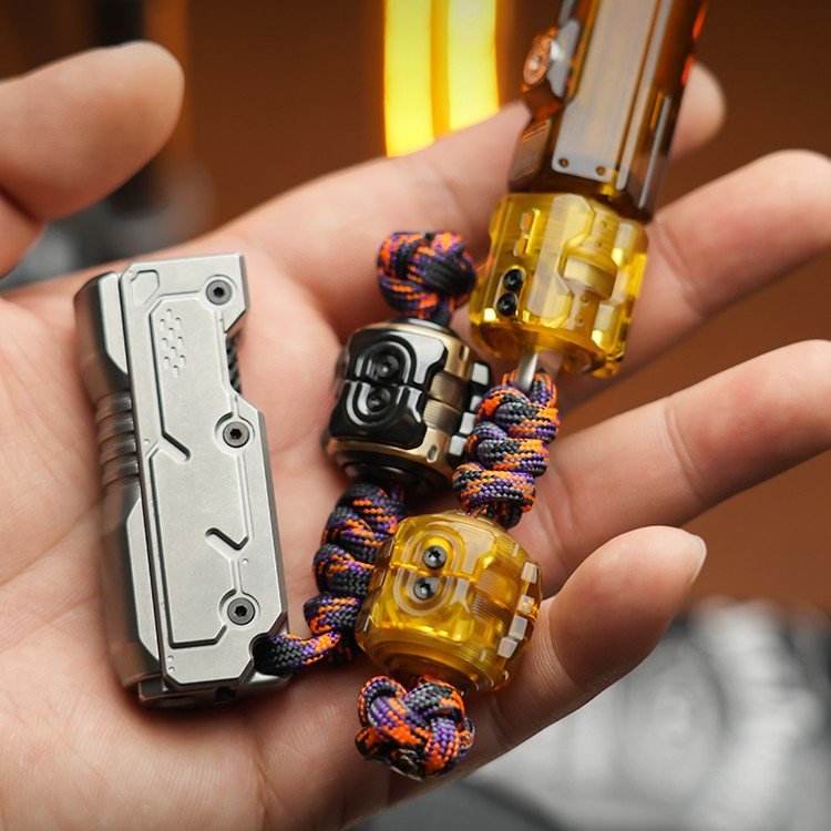 Muyi SHAKE Knife Bead Spinner - MetaEDC