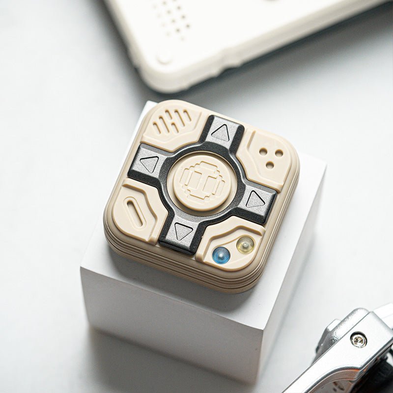YEDC PIG CUBE Slider - MetaEDC