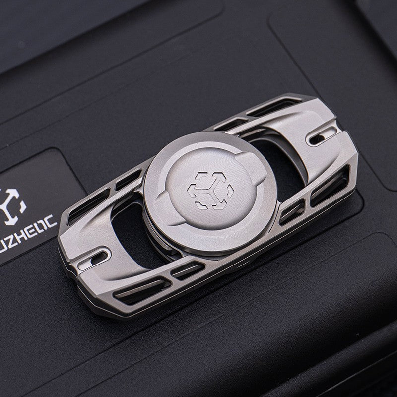 【はーる】JUZHEDC 音叉　ハンドスピナー　EDC JuzhEDC LYNE Tuning Fork Spinner | Fidget Toy | MetaEDC