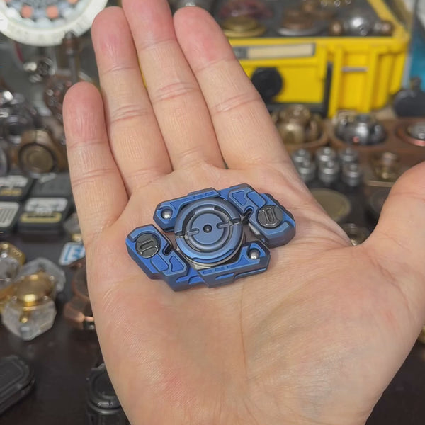 Mackie ROBOTIC ARM Fidget Spinner