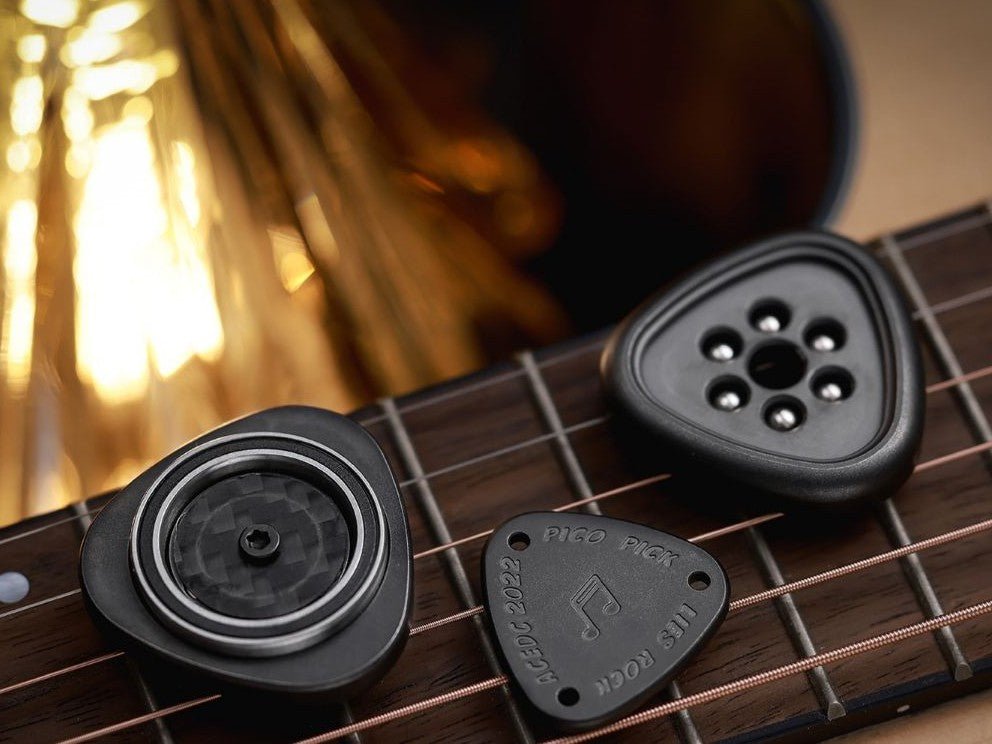 ACEdc Guitar Pico Pick Haptic Coin - Meta EDC