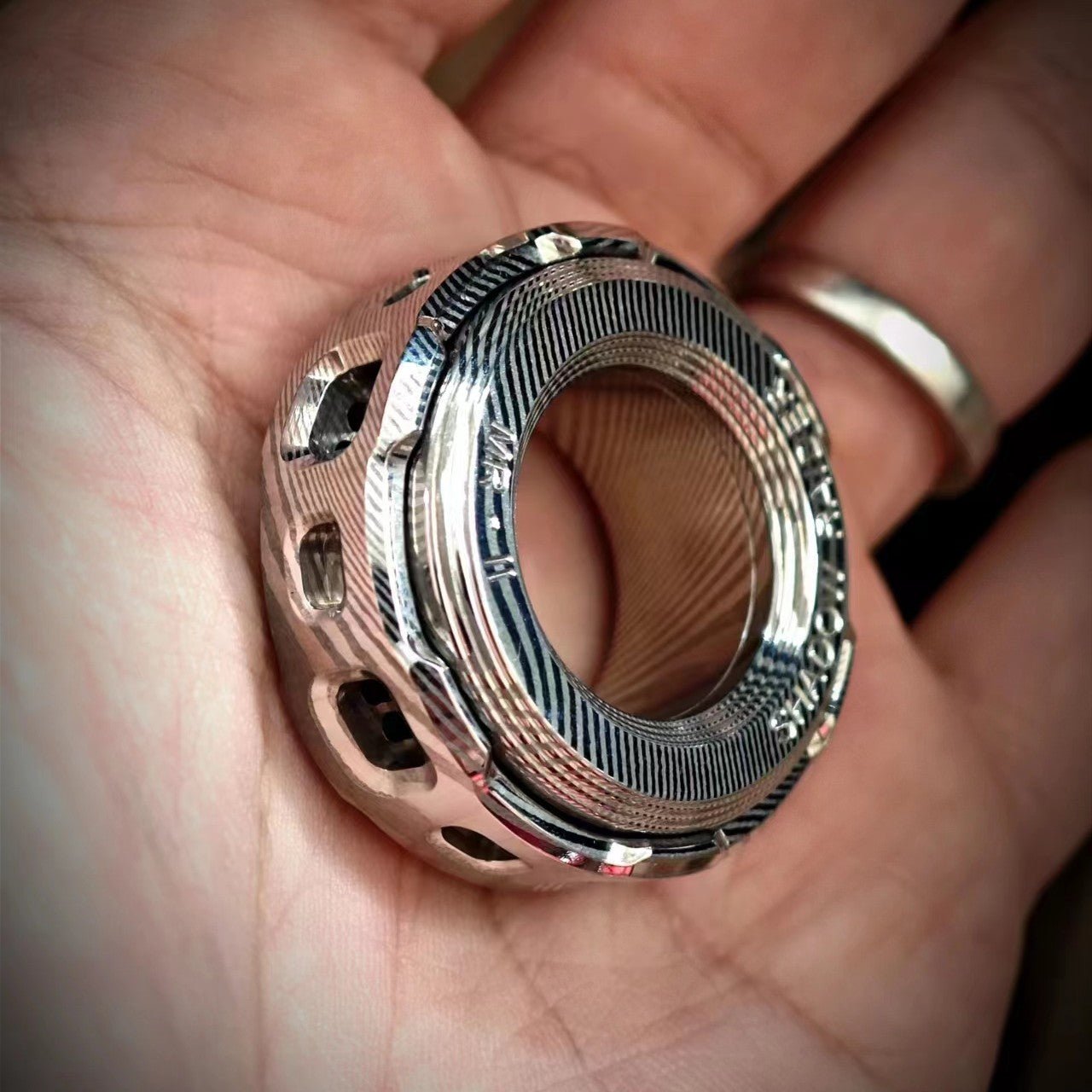 ACEdc Shadow Raider Mechanical Fidget Ring - MetaEDC