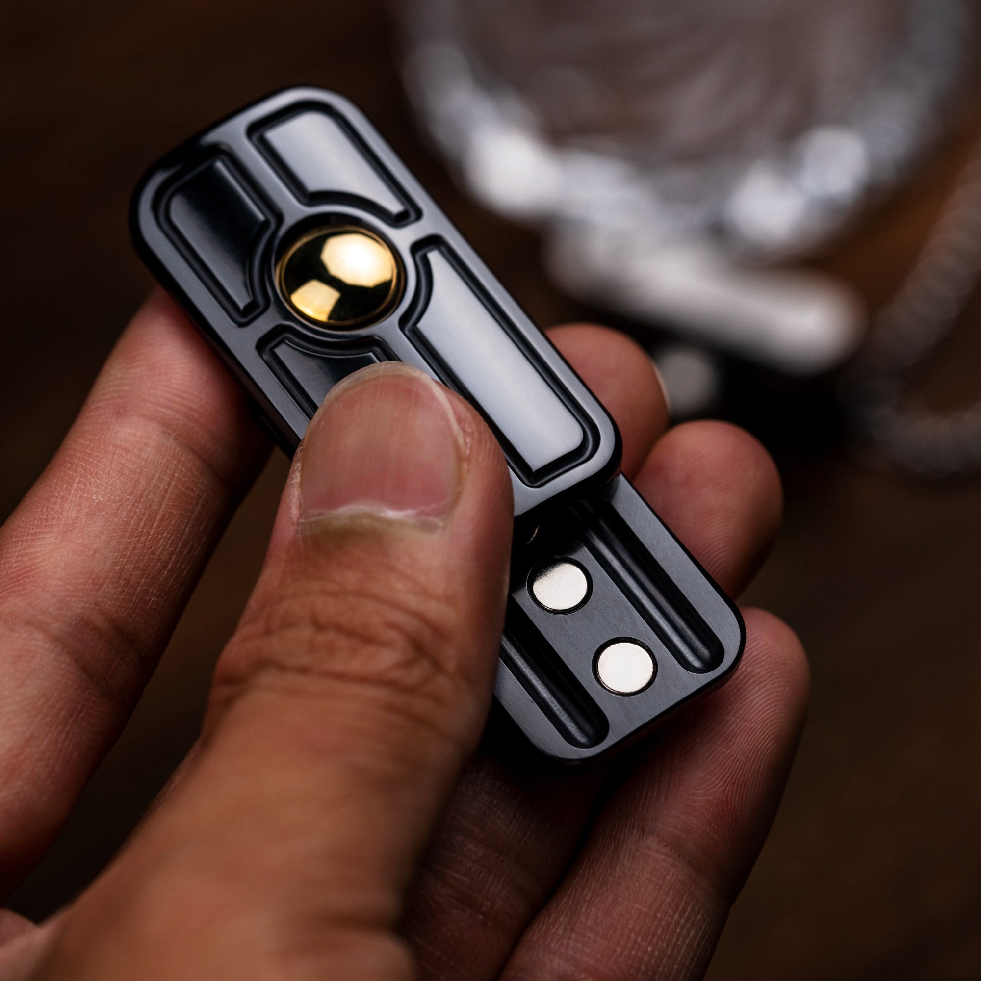 WANWU Centurion Shield Fidget Slider Clicker - MetaEDC