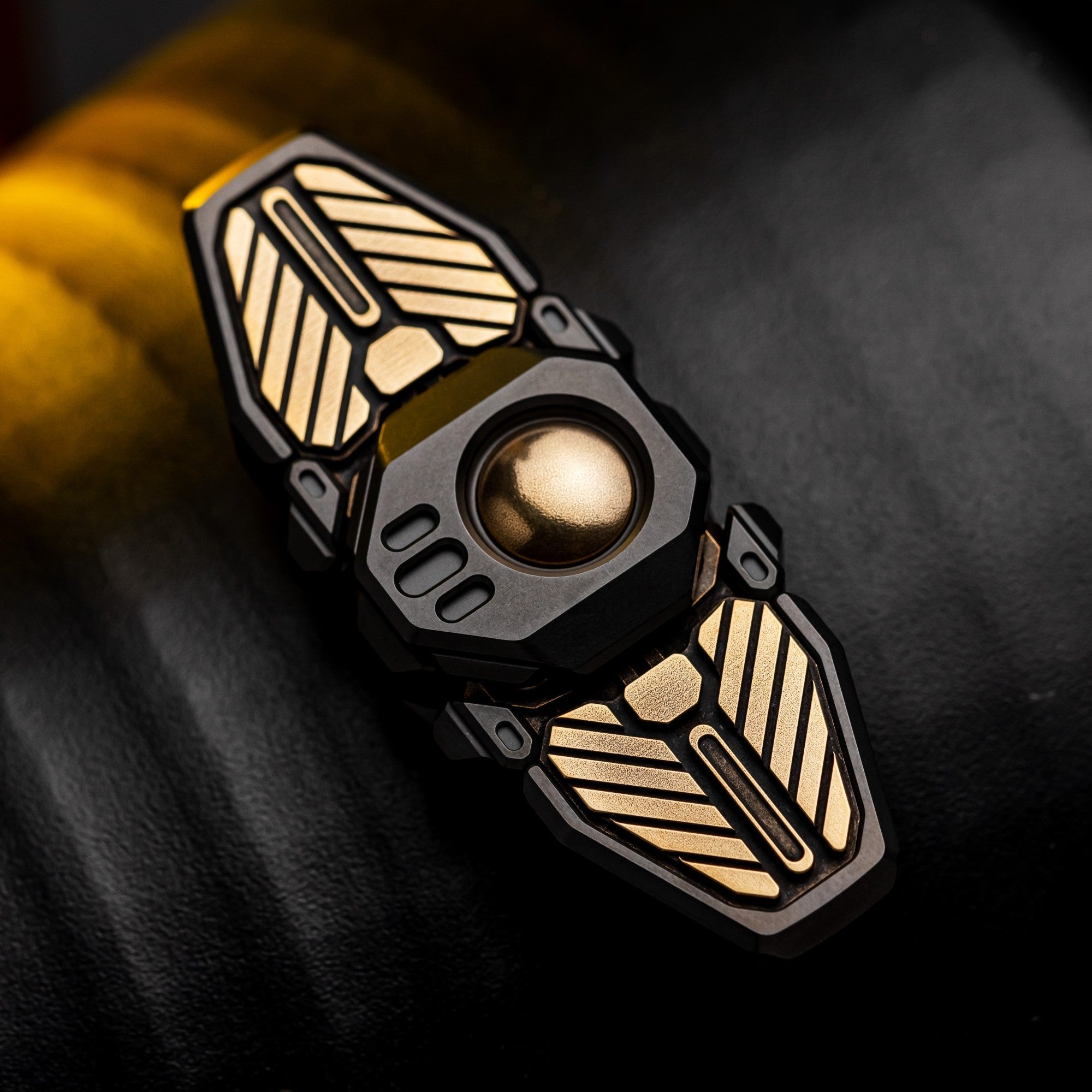 Wanwu COURIER Mini Robot Stretchable Fidget Spinner | Fidget Toy | MetaEDC